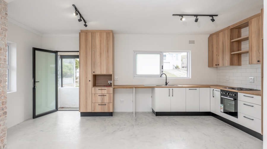 To Let 2 Bedroom Property for Rent in Agulhas Western Cape